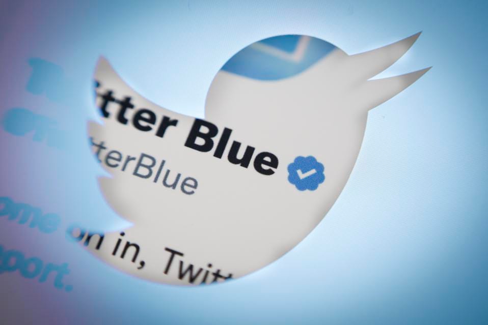 Twitter to Wind Down Legacy Verified Program, Pushes Users to Twitter Blue